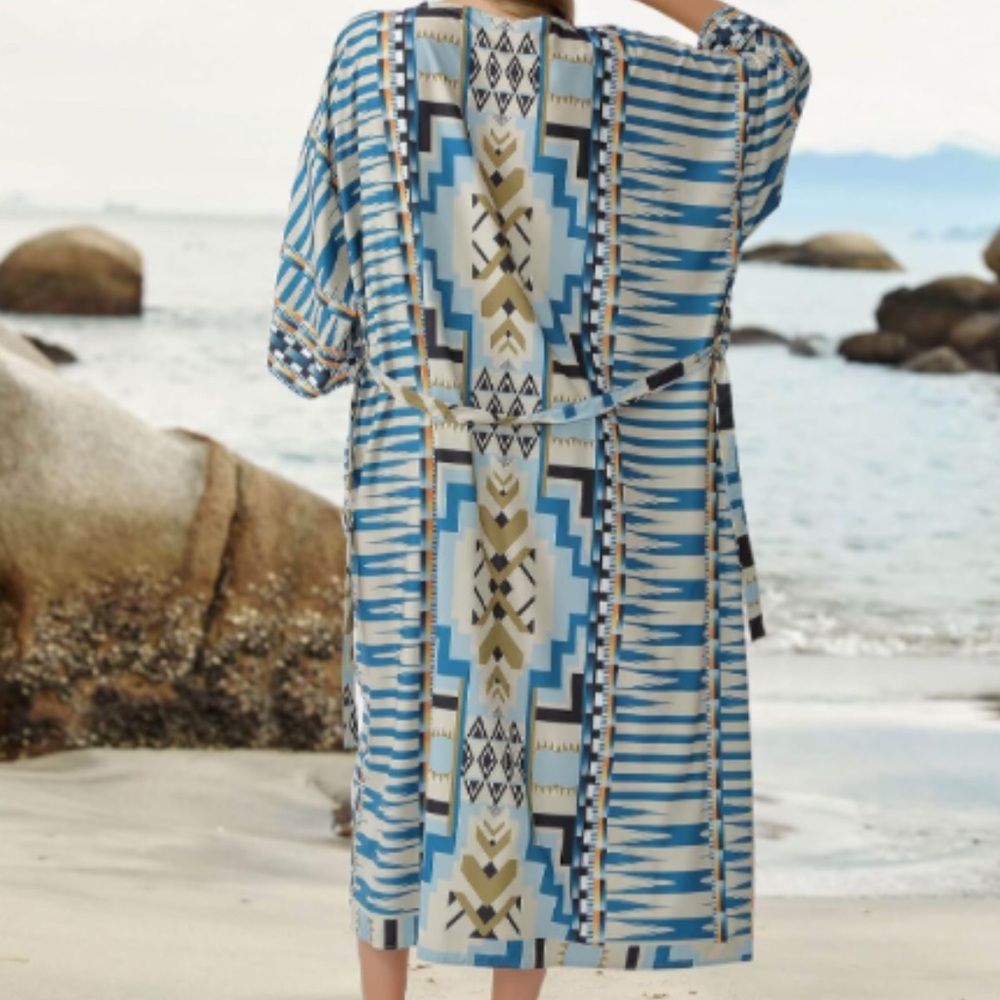 Geometric Patterned Kimono - Picture 3 of 9